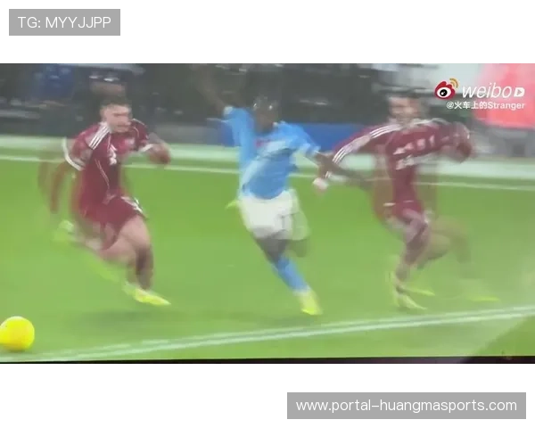 英超VAR争议持续，裁判标准讨论升温